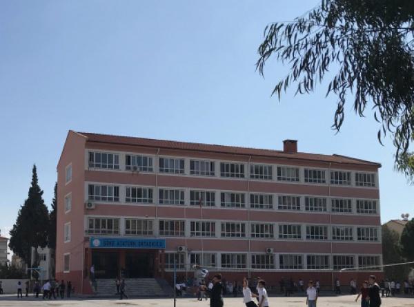 Söke Atatürk Ortaokulu Fotoğrafı
